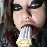 extremesmokingqueen